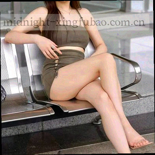 抽象圆规与尺度线条构成的导航边界示意图